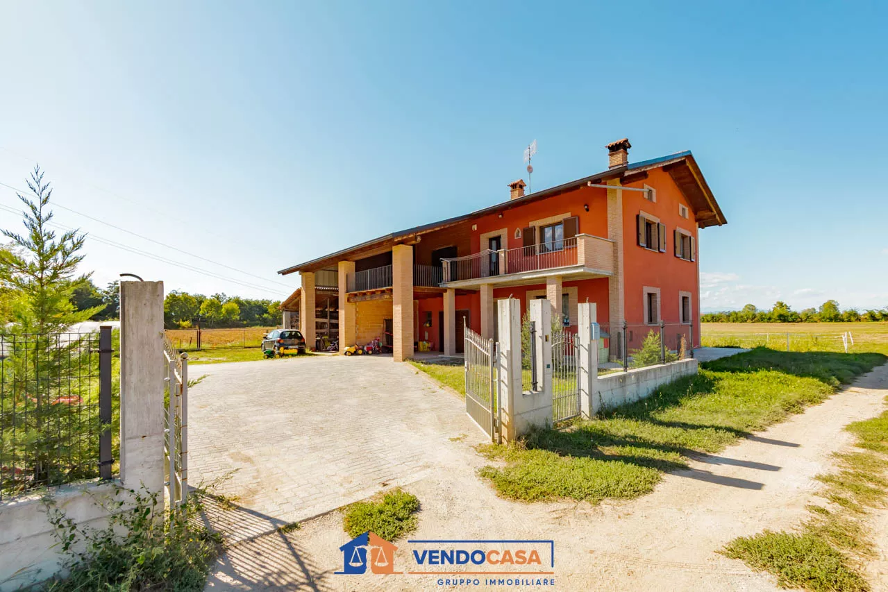 Immagine per Casa Indipendente in vendita a Beinette strada Di Cascina Forlenza 22