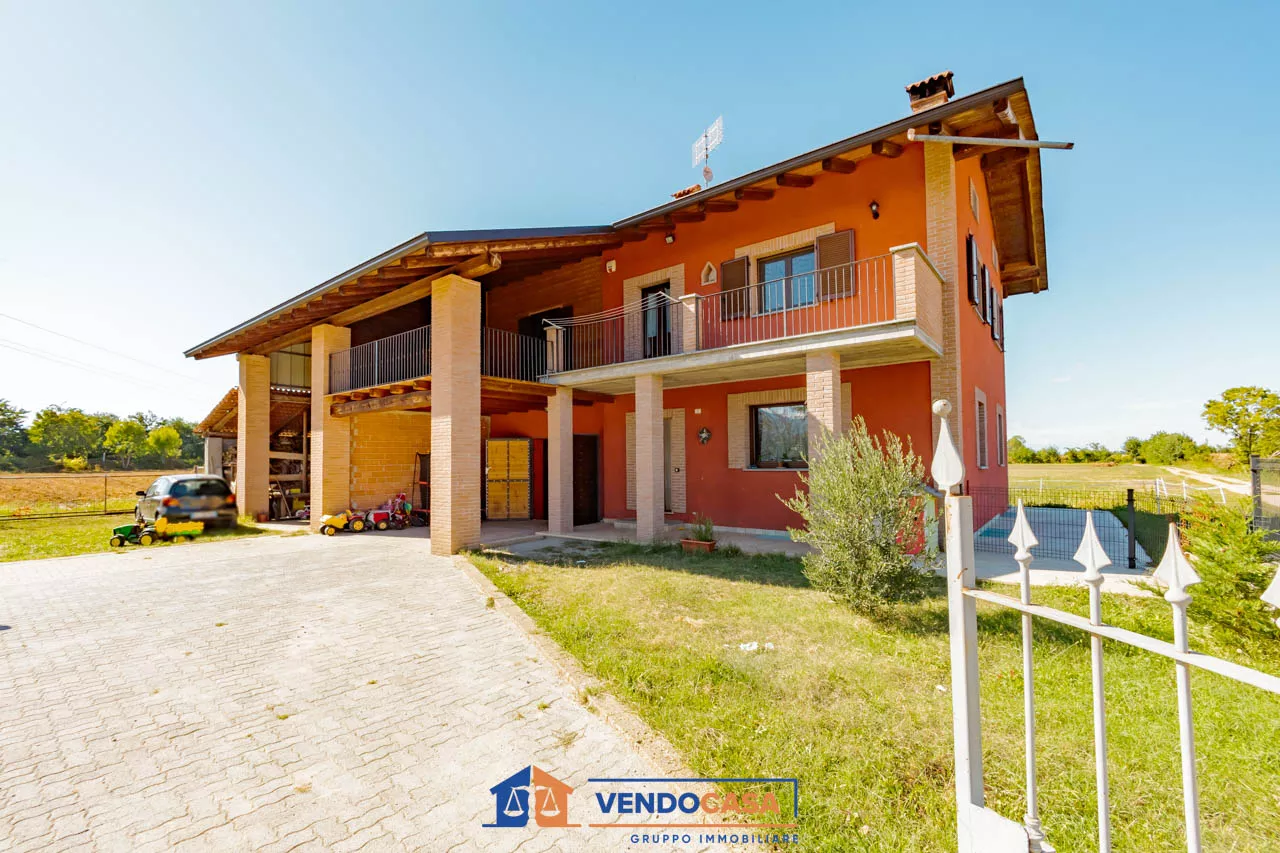 Immagine per Casa Indipendente in vendita a Beinette strada Di Cascina Forlenza 22
