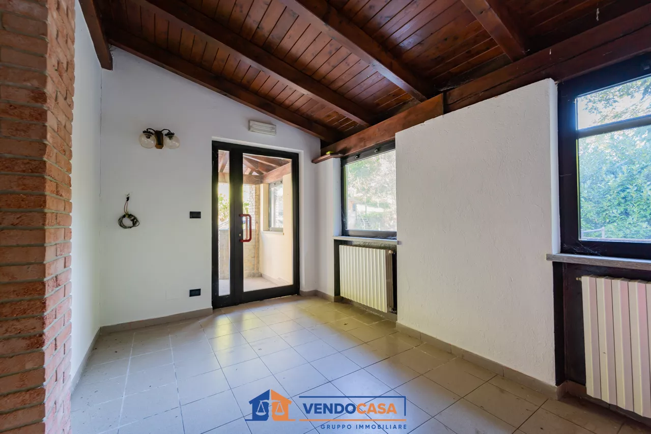 Immagine per Locale Commerciale in vendita a Valloriate via Tetto Chiapue 12