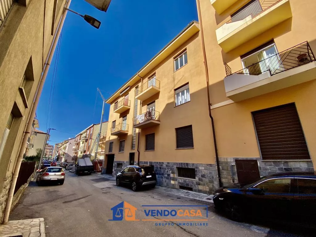 Immagine per Appartamento in vendita a Alba via Silvio Pellico 17