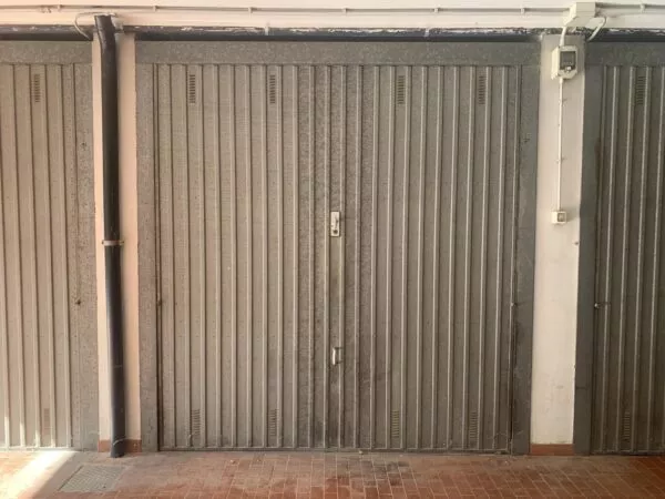 Box - Posto Auto via Torre Allera, Cuneo