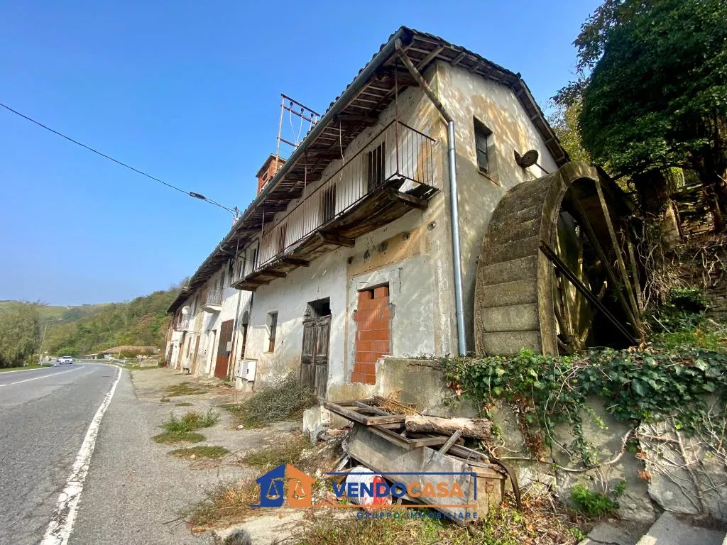 Immagine per Casa Indipendente in vendita a Alba via San Rocco Cherasca 63