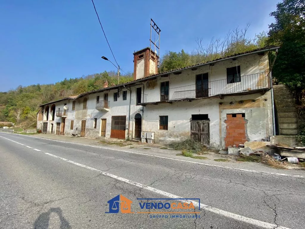 Immagine per Casa Indipendente in vendita a Alba via San Rocco Cherasca 63
