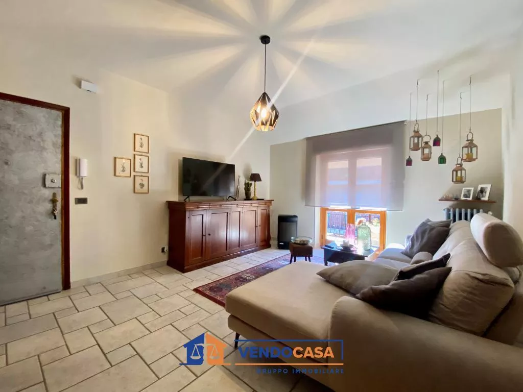 Immagine per Appartamento in vendita a Roddi piazza Umberto I 4