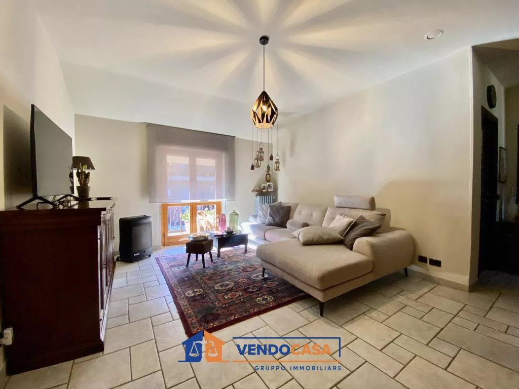 Immagine per Appartamento in vendita a Roddi piazza Umberto I 4