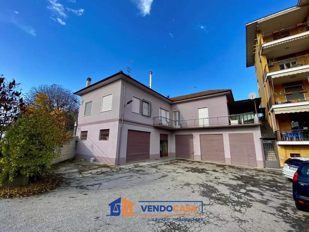 Immagine per Casa Indipendente in vendita a Roddi via Agostino Morando 2
