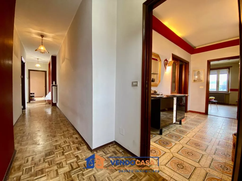 Immagine per Casa Indipendente in vendita a Roddi via Agostino Morando 2