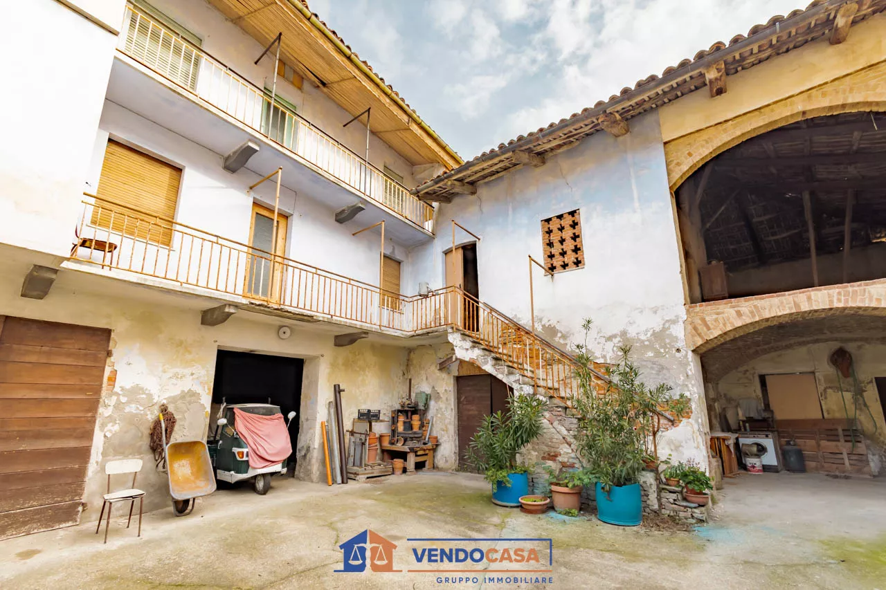 Immagine per Villa in vendita a Novello via Umberto I 21