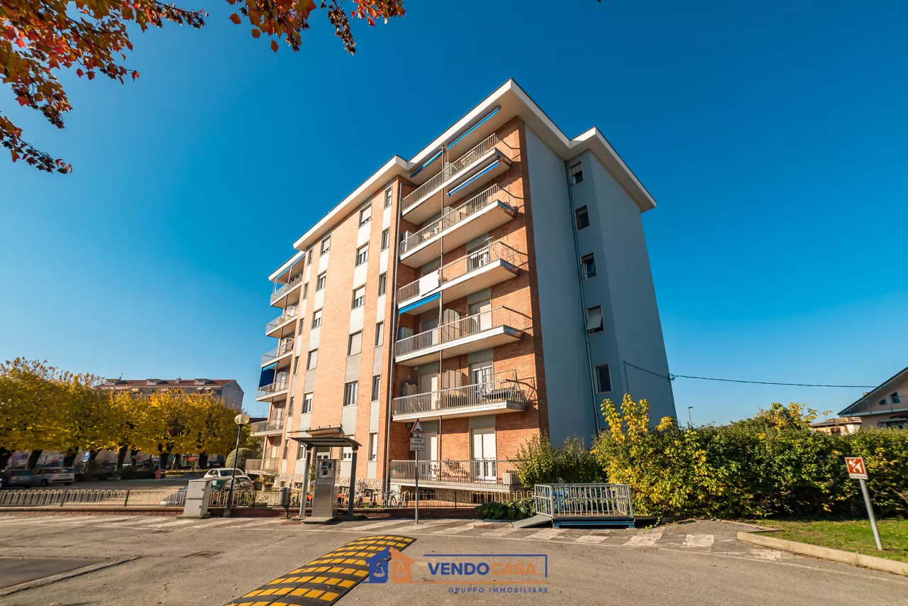 Immagine per Appartamento in vendita a Moretta piazza Regina Elena 6