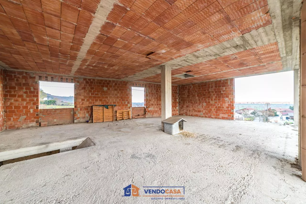 Immagine per Casa Indipendente in vendita a Envie via Baroero 9