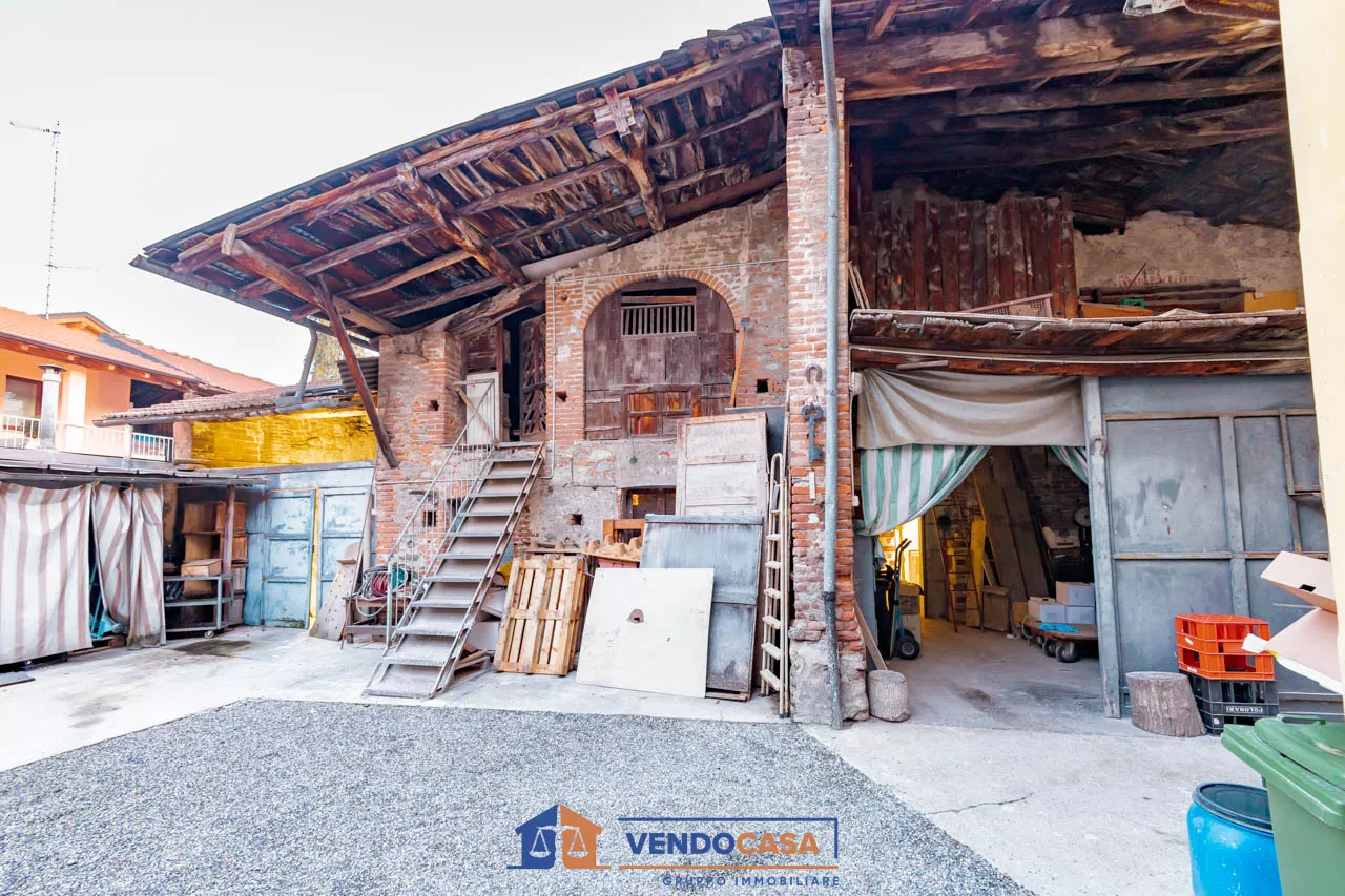 Immagine per Magazzino in vendita a Borgo San Dalmazzo via Guglielmo Marconi 46