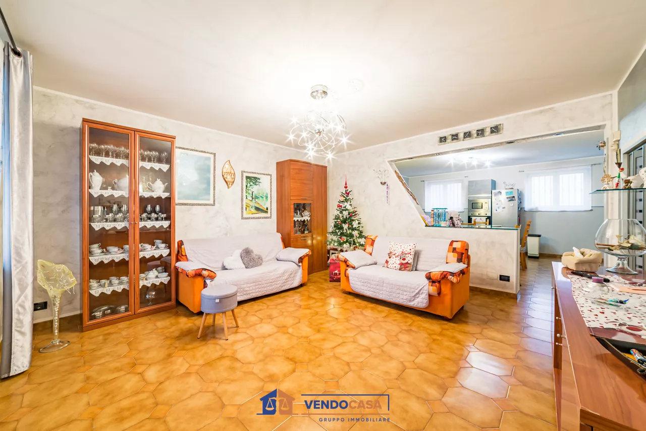 Immagine per Villa in vendita a Cherasco via Della Rocca 8
