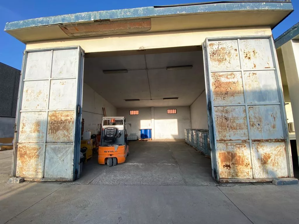 Immagine per Capannone Industriale in affitto a Torino strada Del Francese 97