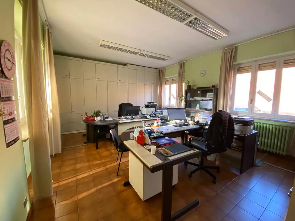 Immagine per Capannone Industriale in affitto a Torino strada Del Francese 97
