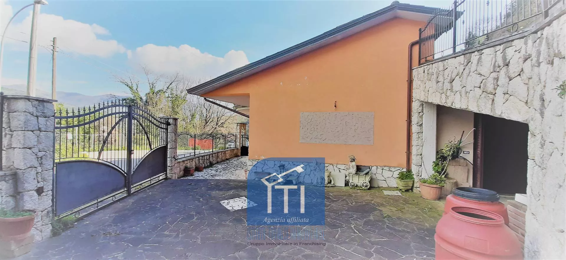 Immagine per Casa indipendente in vendita a Sant'Elia Fiumerapido via sant'elia nuova
