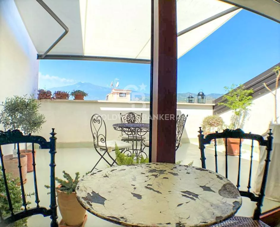 Immagine per Attico / Mansarda in vendita a Giardini-Naxos Via Consolare Valeria