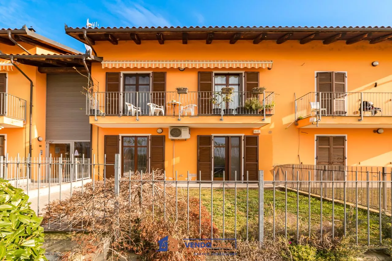 Immagine per Appartamento in vendita a Santa Vittoria d'Alba via Statale 110