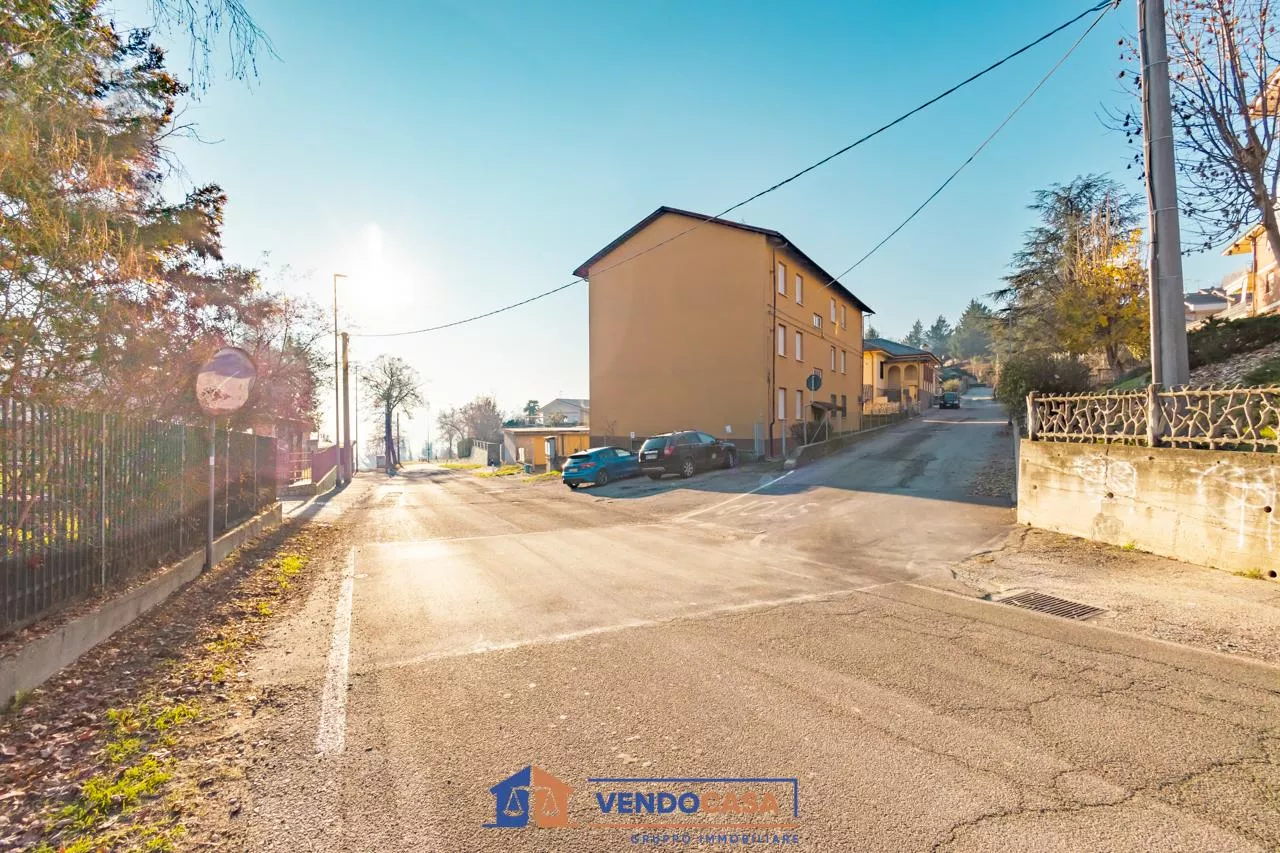 Immagine per Appartamento in vendita a Santa Vittoria d'Alba via Alba 20