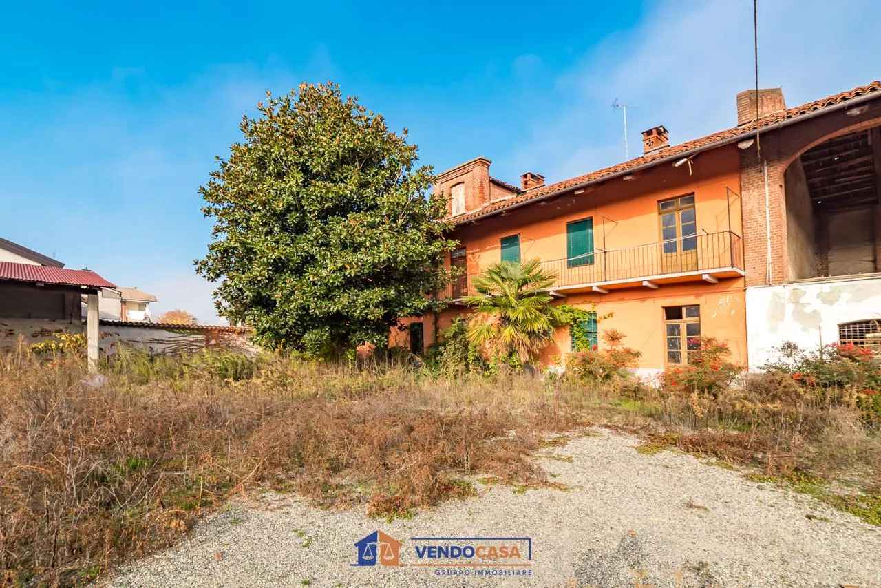Immagine per Rustico in vendita a Villafranca Piemonte via Garnery 18