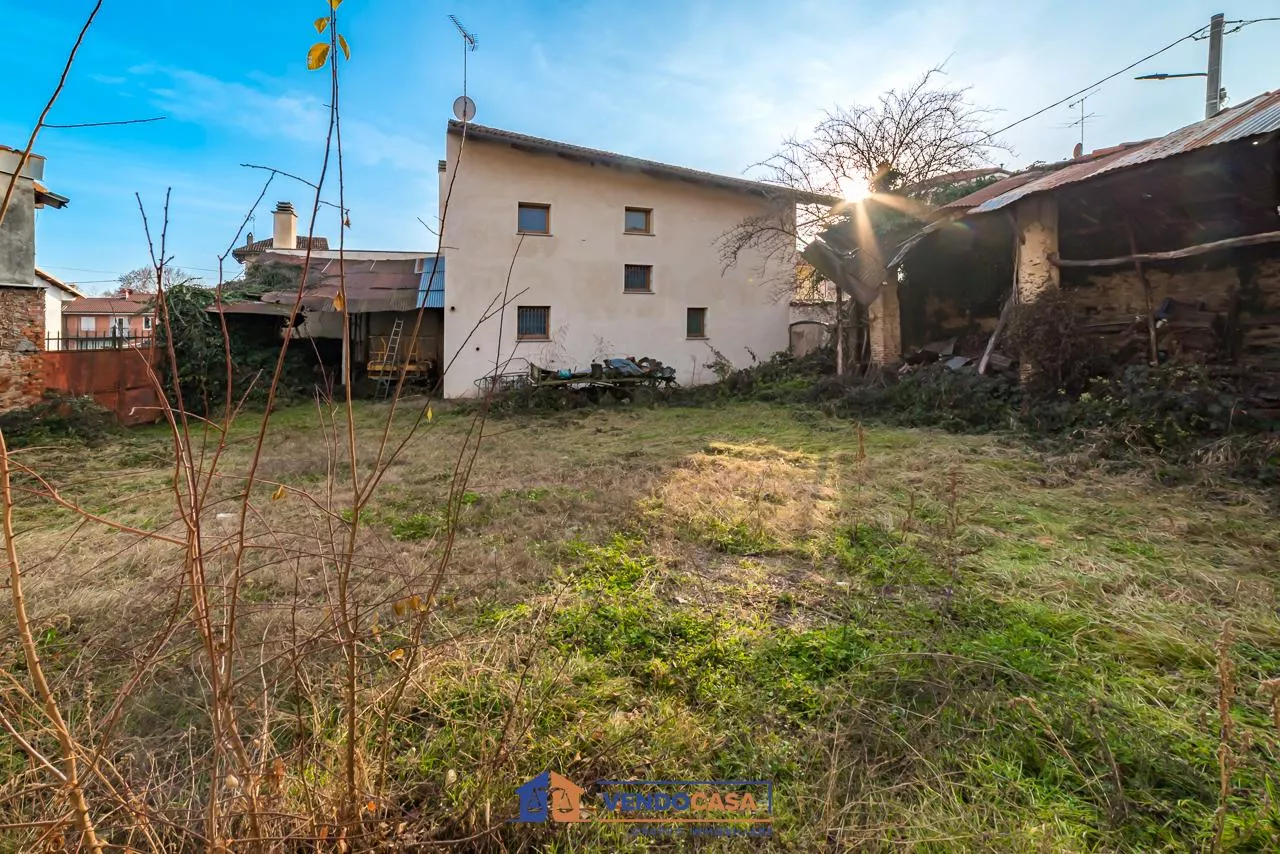 Immagine per Casa Indipendente in vendita a Verzuolo via Muletti 40