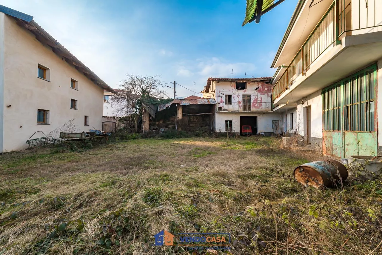 Immagine per Casa Indipendente in vendita a Verzuolo via Muletti 40