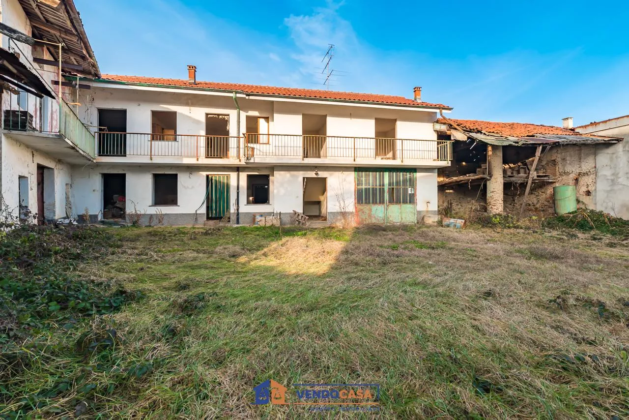Immagine per Casa Indipendente in vendita a Verzuolo via Muletti 40