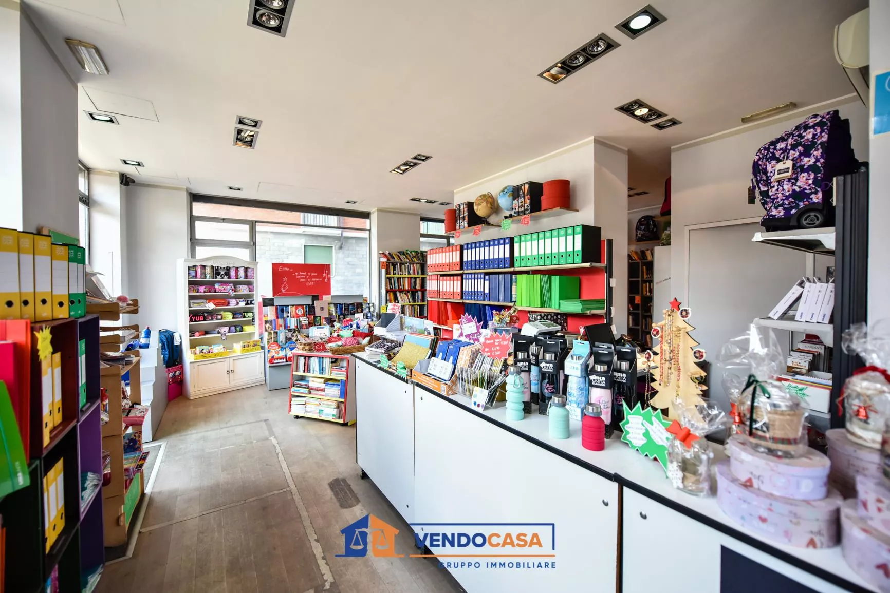 Immagine per Locale Commerciale in vendita a Torino via Tiziano Vecellio 37
