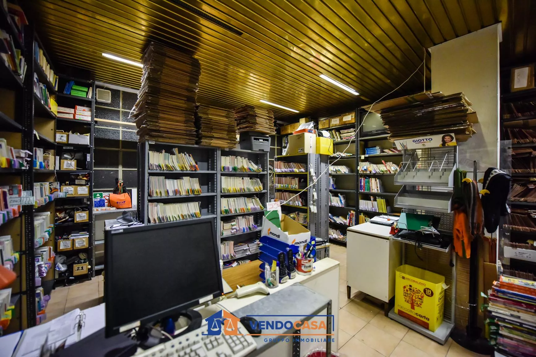 Immagine per Locale Commerciale in vendita a Torino via Tiziano Vecellio 37