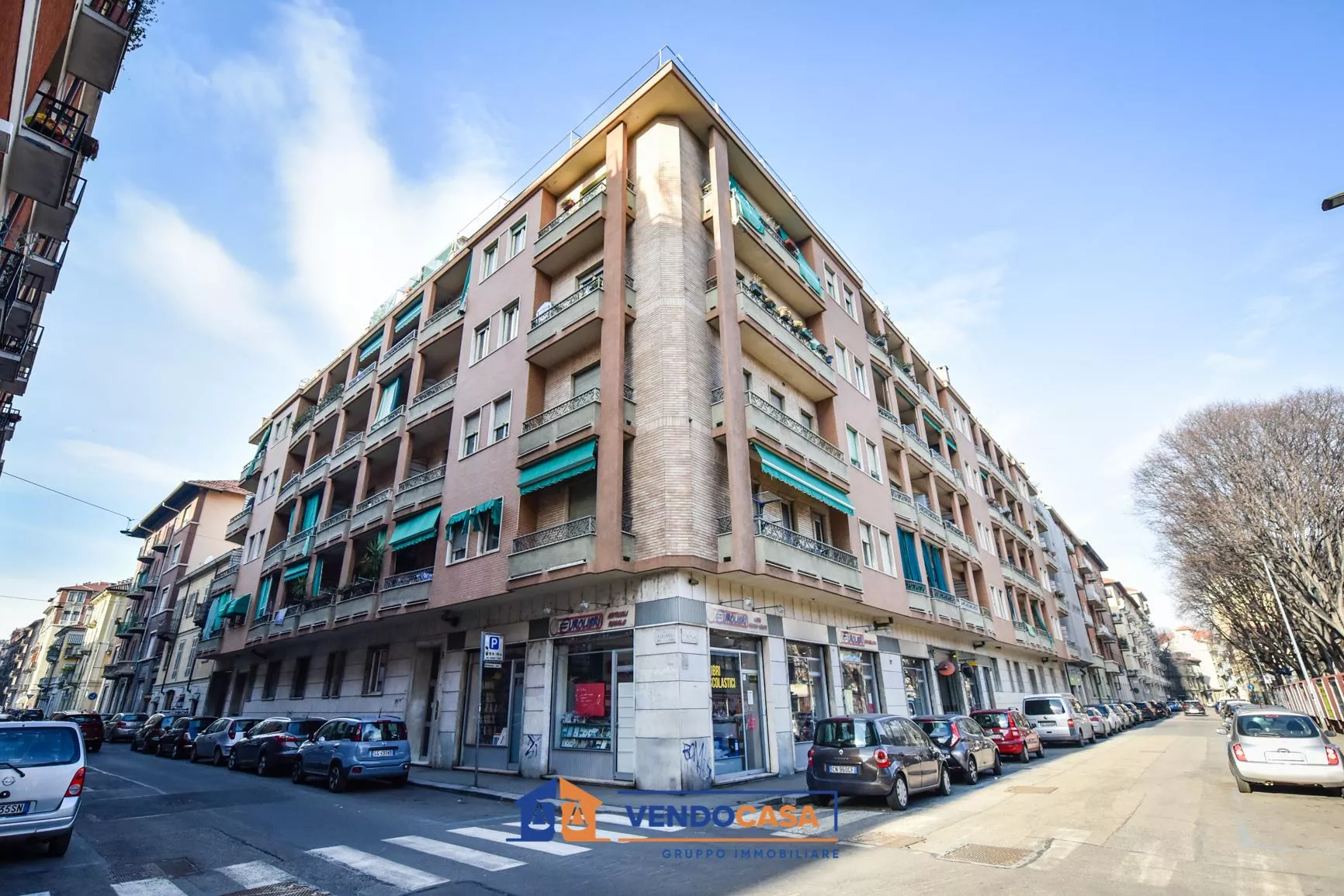 Immagine per Locale Commerciale in vendita a Torino via Tiziano Vecellio 37