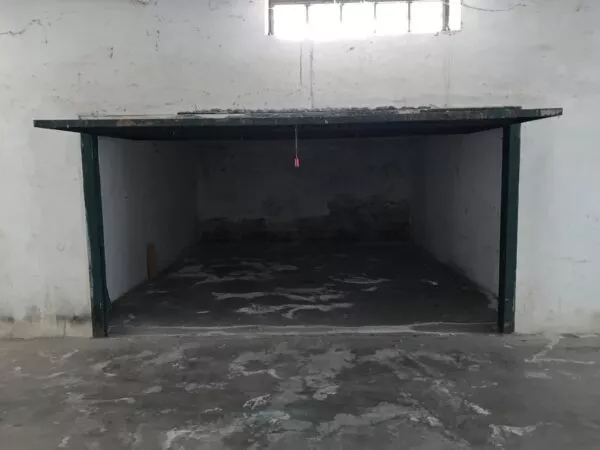 Box - Posto Auto via Pollino, Cuneo