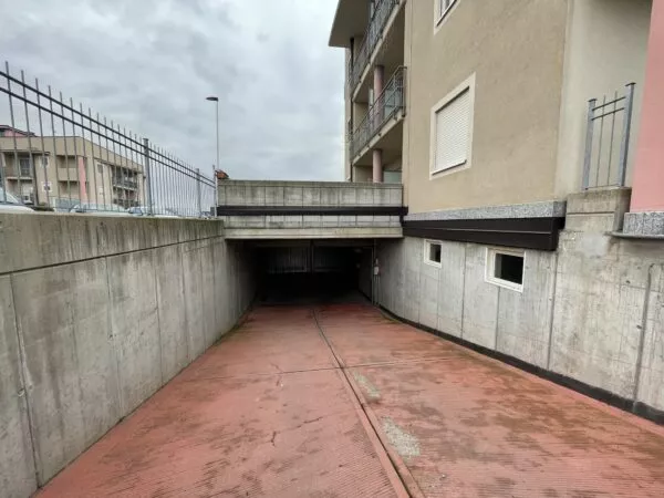 Box - Posto Auto via Eleonora Rabia, Cuneo