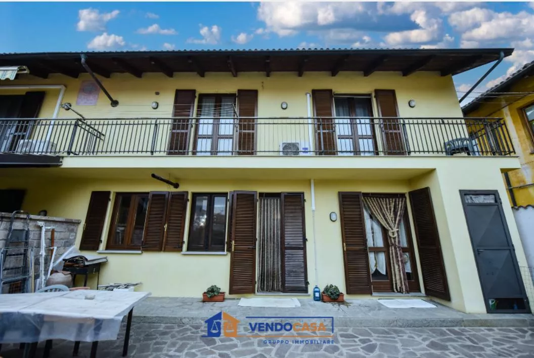 Immagine per Casa Indipendente in vendita a Carmagnola via Vicolo Scuole 1