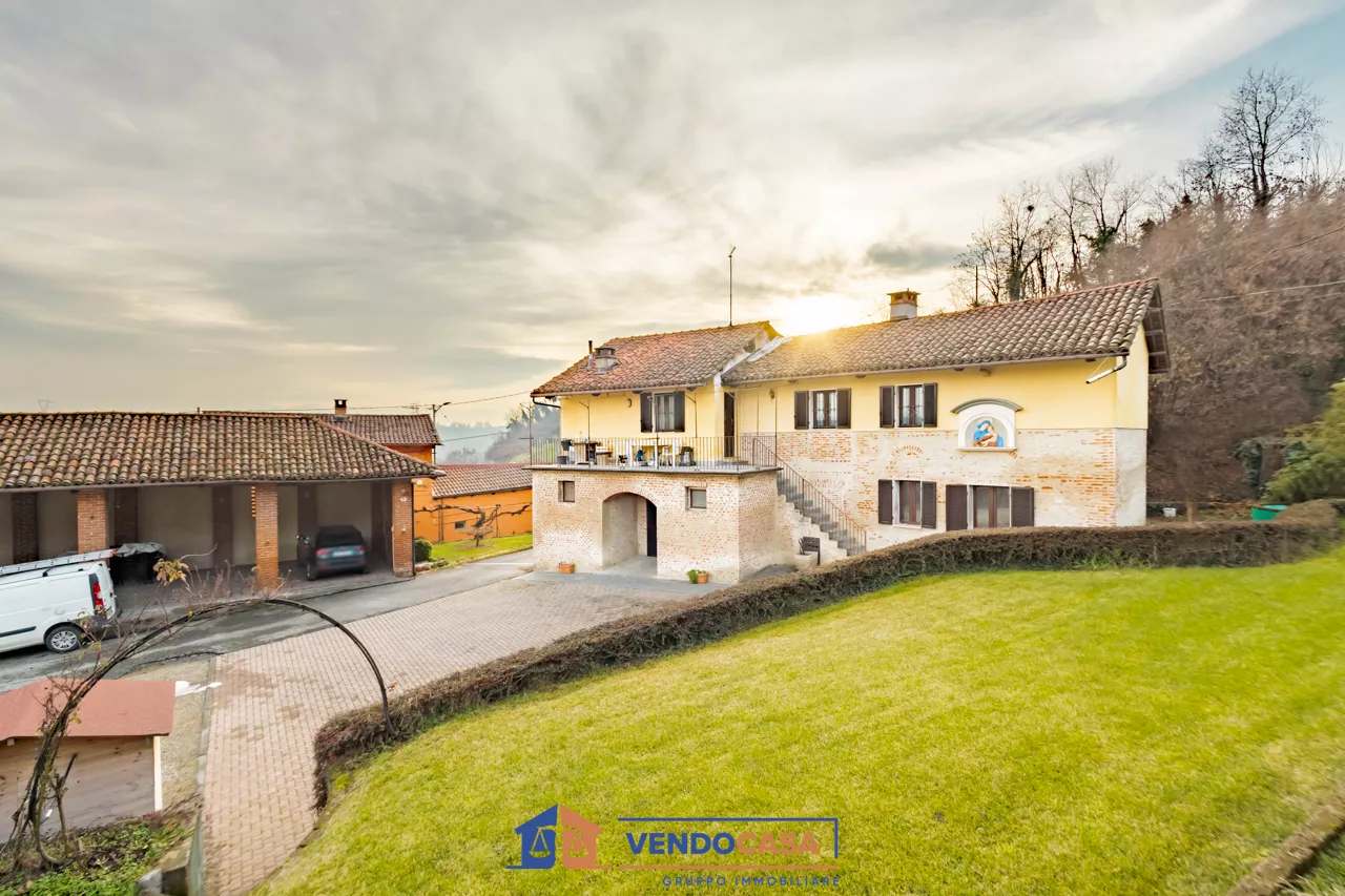 Immagine per Casa Indipendente in vendita a Fossano via Boschetti 9
