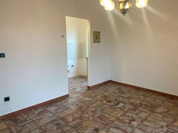Appartamento via Arpino 28, Poirino