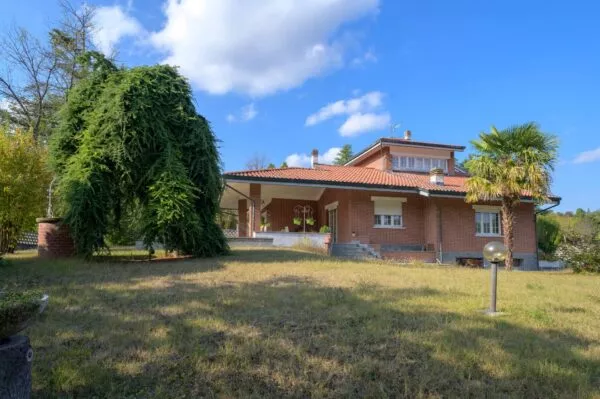 Villa via Pozzo, Odalengo Grande