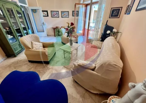 Appartamento via Regina Margherita, Ospedaletti