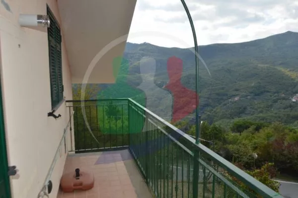 Appartamento via Regione Pezzuolo, Testico