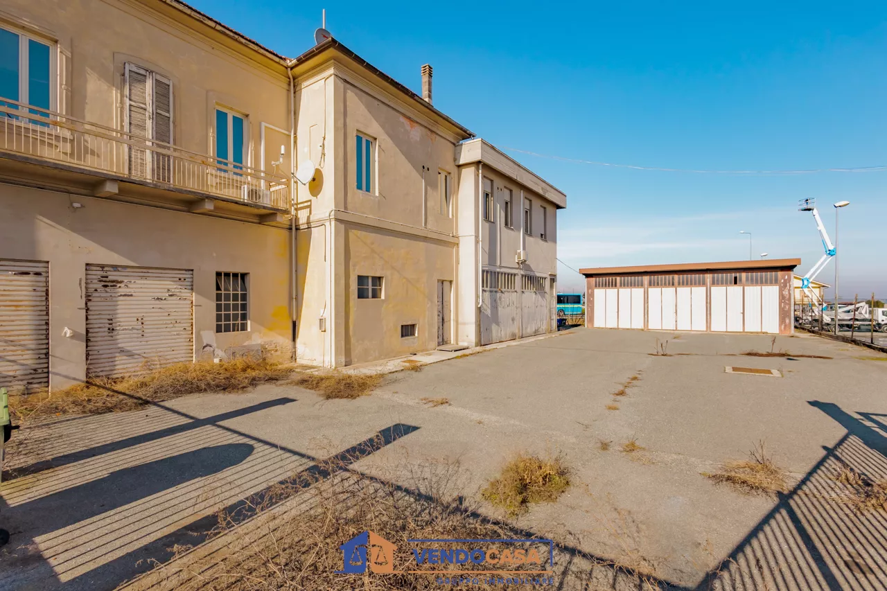 Immagine per Capannone Industriale in vendita a Saluzzo via Savigliano 2