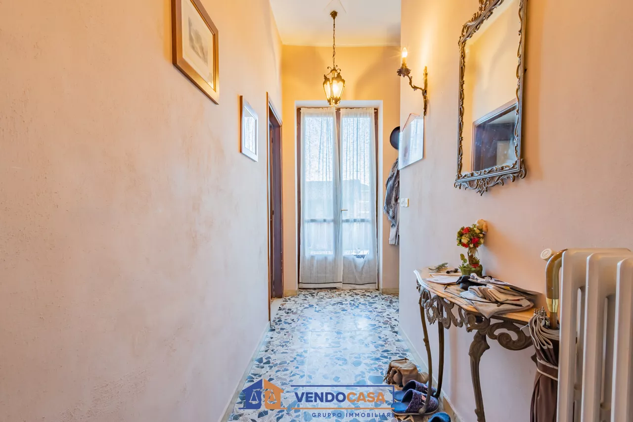 Immagine per Casa Indipendente in vendita a Santa Vittoria d'Alba via Caisotti 5