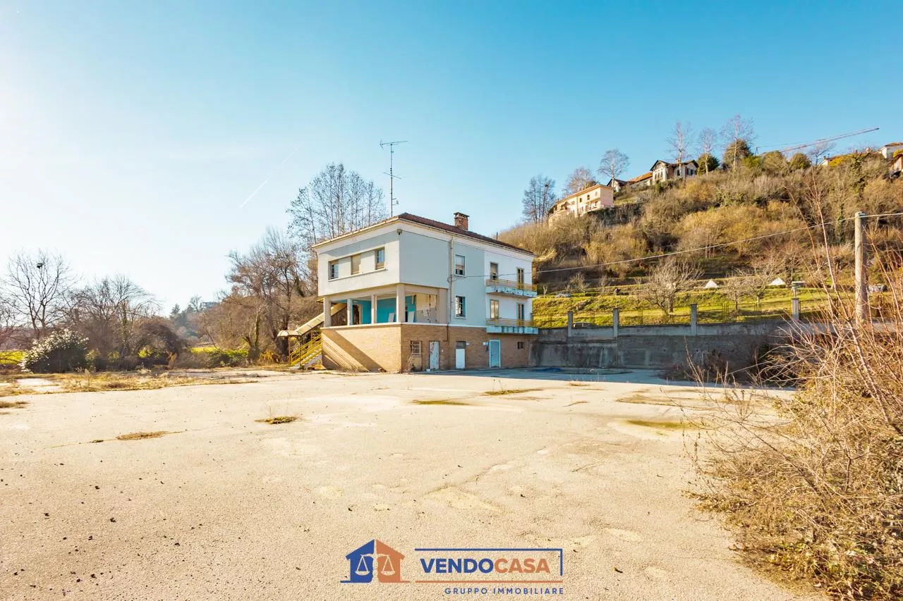 Immagine per Casa Indipendente in vendita a Fossano via Salmour 13