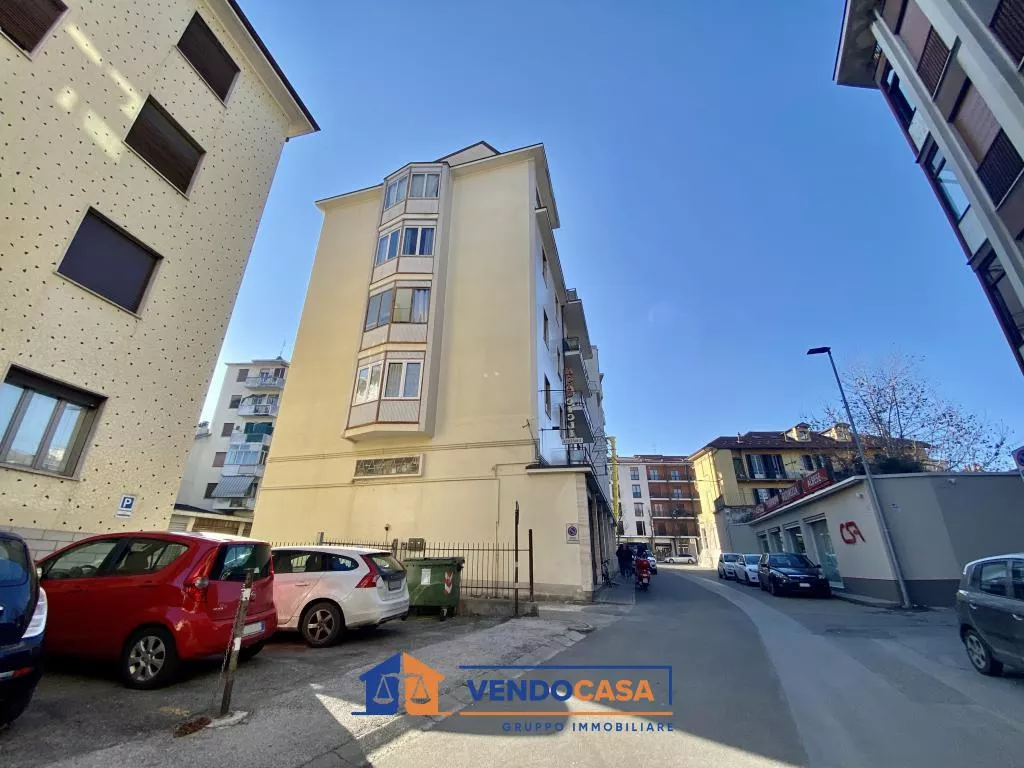 Immagine per Appartamento in vendita a Alba via Santa Margherita 2