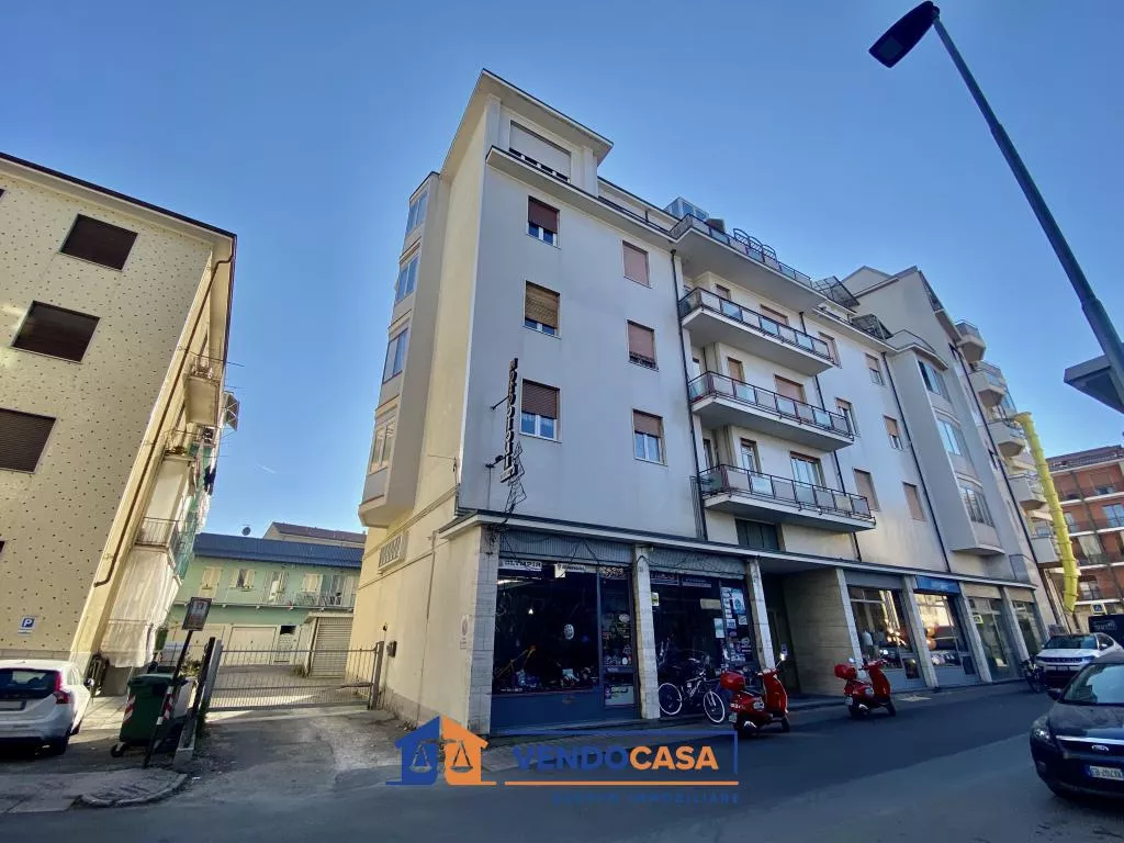Immagine per Appartamento in vendita a Alba via Santa Margherita 2