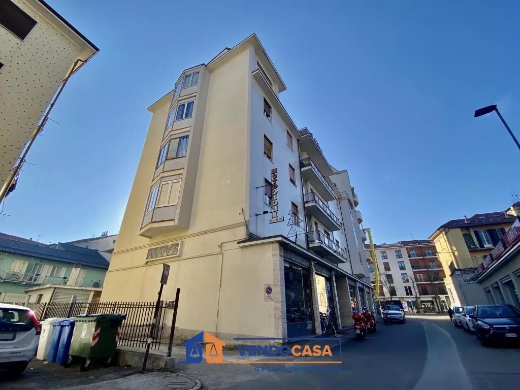 Immagine per Appartamento in vendita a Alba via Santa Margherita 2