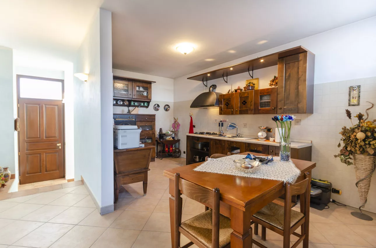 Immagine per Villa in vendita a Bra via Stura 09