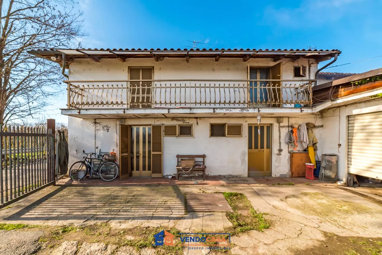 Immagine per Casa Indipendente in vendita a Revello via San Firmino 20