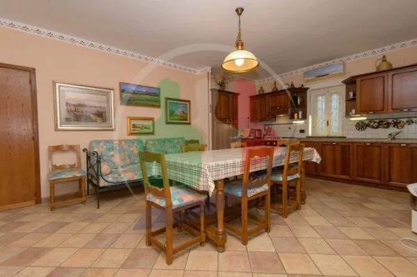 Villa lungo, La Cassa