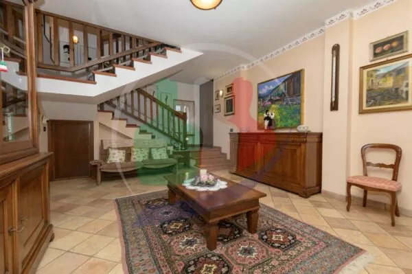 Villa lungo, La Cassa