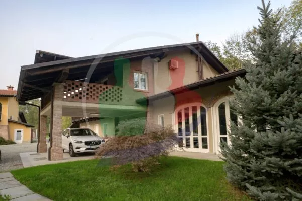 Villa lungo, La Cassa