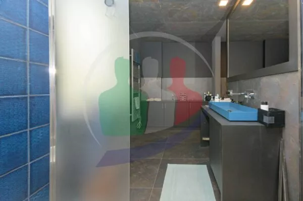 Villa lungo, La Cassa