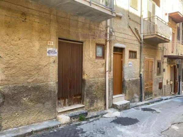 Casa Indipendente via Augello, Ribera